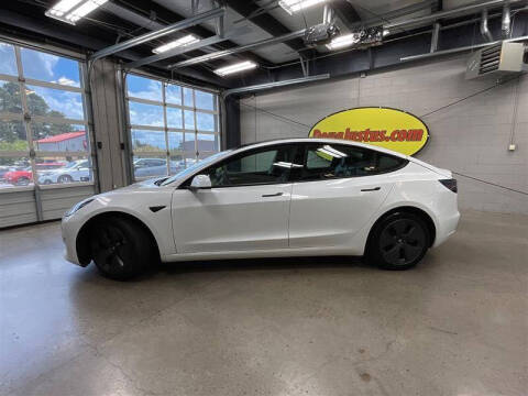 2021 Tesla Model 3 Standard Range Plus