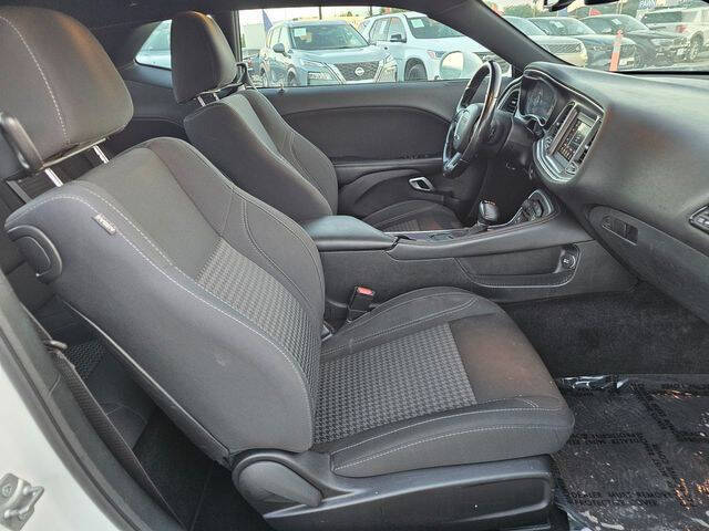 2018 Dodge Challenger SXT