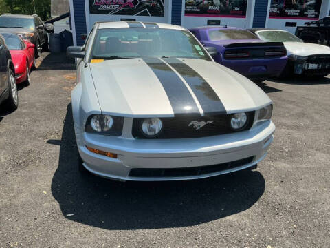 2005 Ford Mustang GT Premium