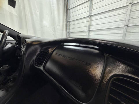 2004 Chevrolet Corvette