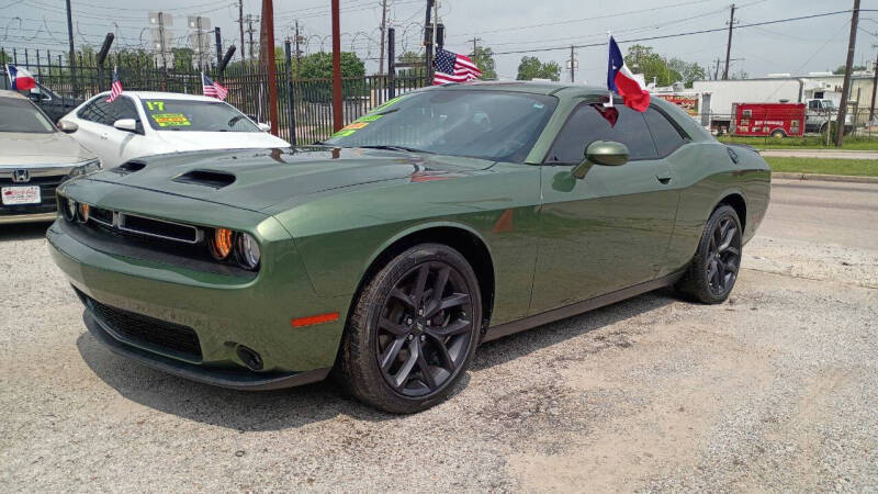 2021 Dodge Challenger SXT