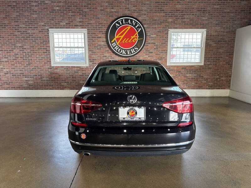 2018 Volkswagen Passat 2.0T R-Line