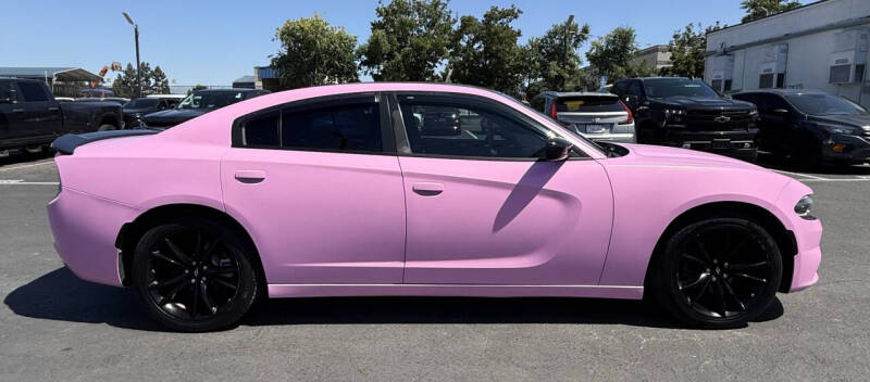 2018 Dodge Charger SXT