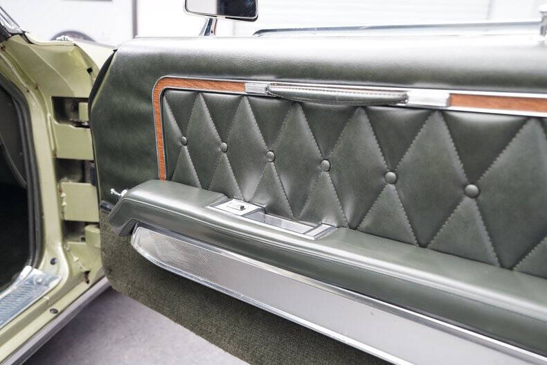 1969 Lincoln Continental