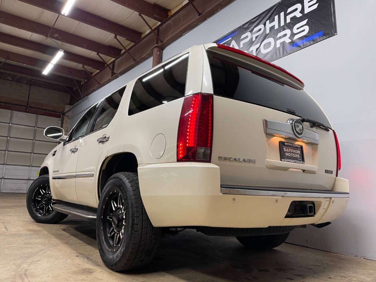 2007 Cadillac Escalade for sale at Sapphire Motors in Gurnee, IL