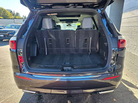 2023 Buick Enclave Essence