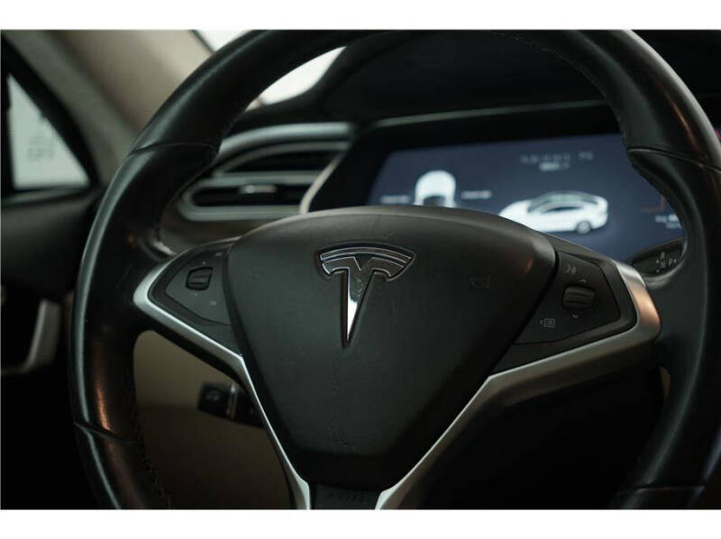 2016 Tesla Model S