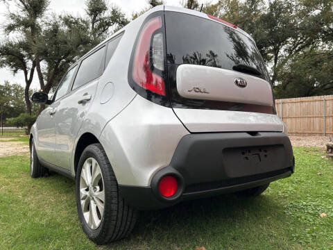 2014 Kia Soul +