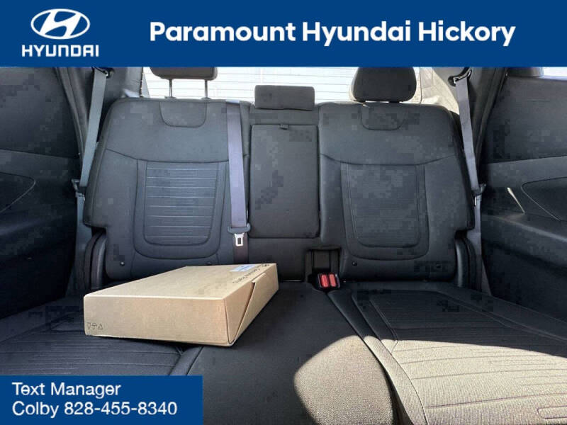 2025 Hyundai Santa Cruz SE