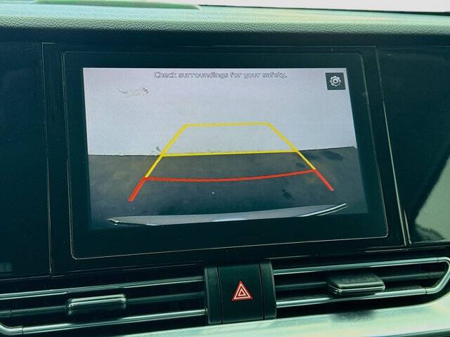 2022 Kia Niro Plug-In Hybrid LXS