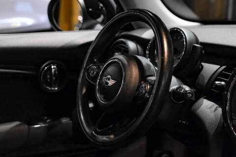 2017 MINI Hardtop 2 Door Cooper
