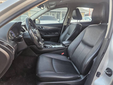 2015 Infiniti Q50 Premium