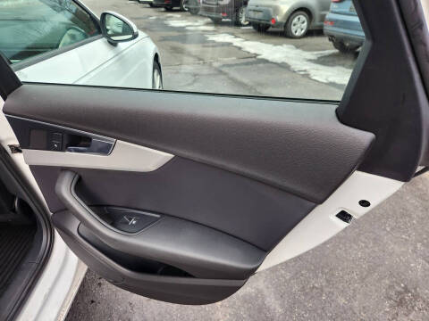 2017 Audi A4 2.0T quattro Premium