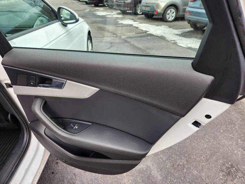 2017 Audi A4 2.0T quattro Premium