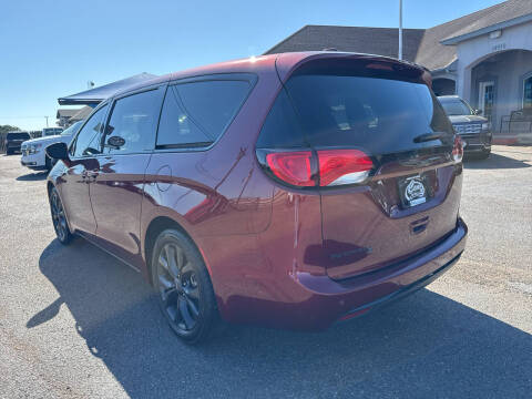 2020 Chrysler Pacifica Touring