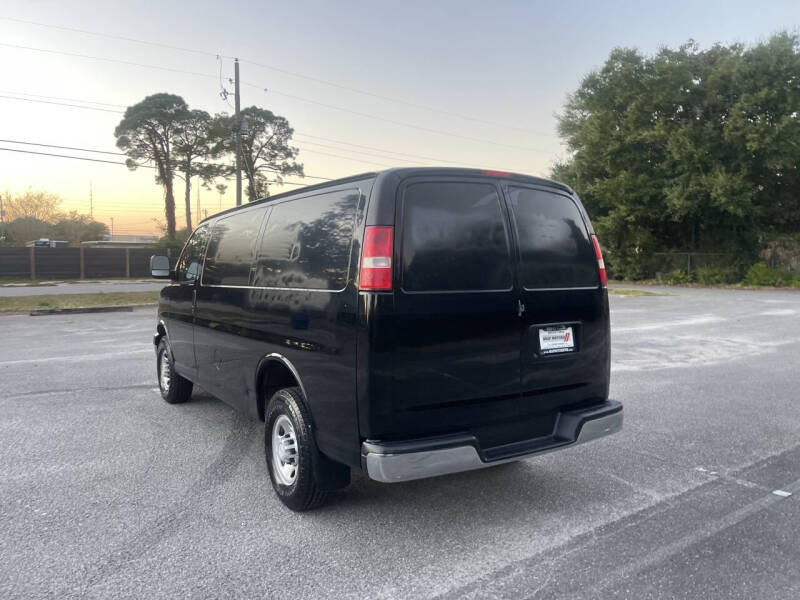 2017 Chevrolet Express 2500