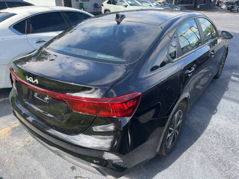 2023 Kia Forte LXS