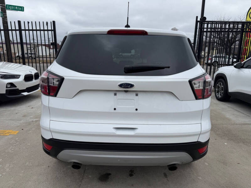 2017 Ford Escape SE
