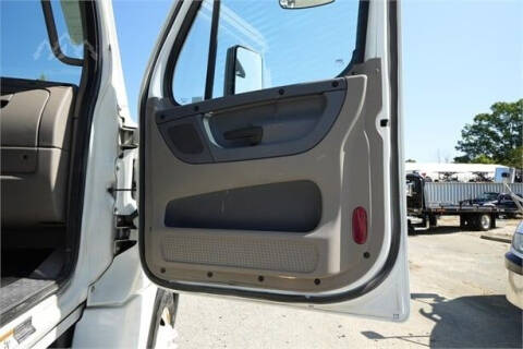 2015 Freightliner Cascadia