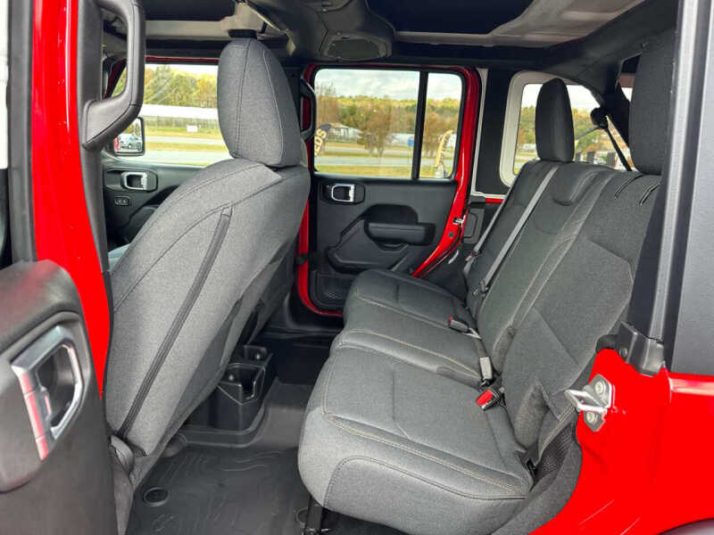 2025 Jeep Wrangler Sport S