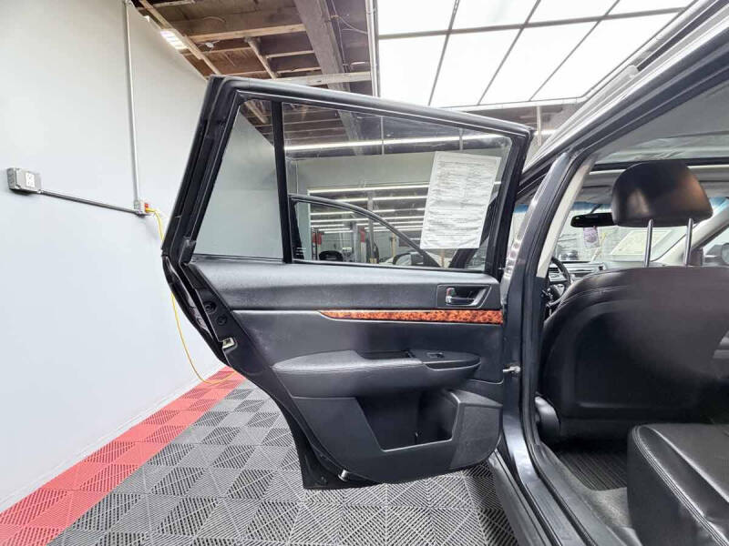 2011 Subaru Outback 3.6R Limited