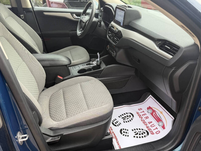 2020 Ford Escape SE