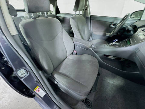 2011 Toyota Prius Two