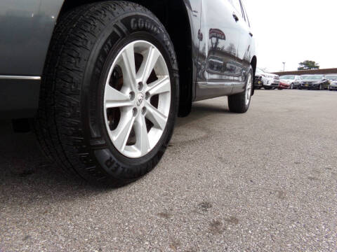 2012 Toyota Highlander SE