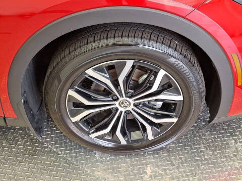 2025 Toyota Crown XLE