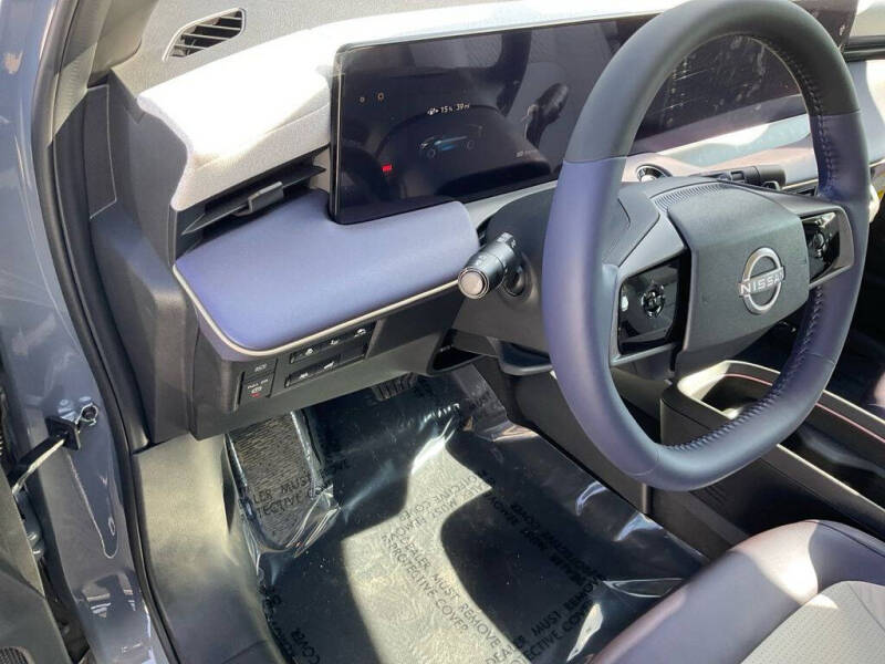 2026 Nissan LEAF Platinum+