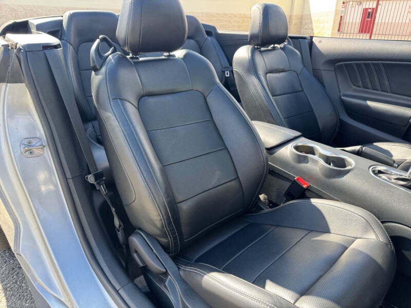 2023 Ford Mustang EcoBoost Premium