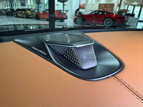 2025 Aston Martin Vanquish