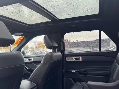 2022 Ford Explorer ST