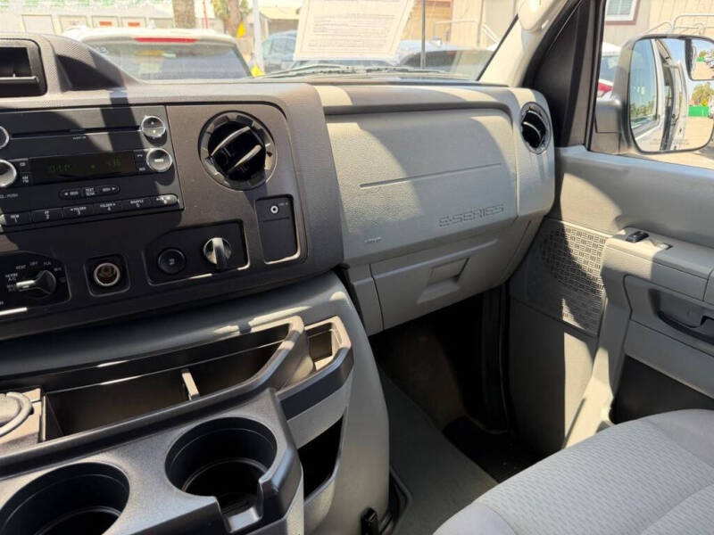 2011 Ford E-Series