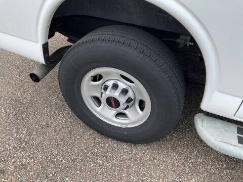 2023 GMC Savana 2500