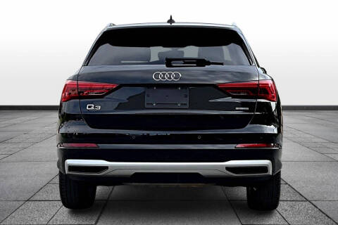2023 Audi Q3 quattro Premium Plus 40 TFSI