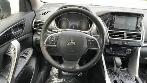 2020 Mitsubishi Eclipse Cross ES