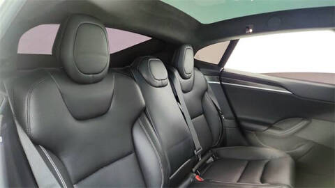 2023 Tesla Model S Plaid