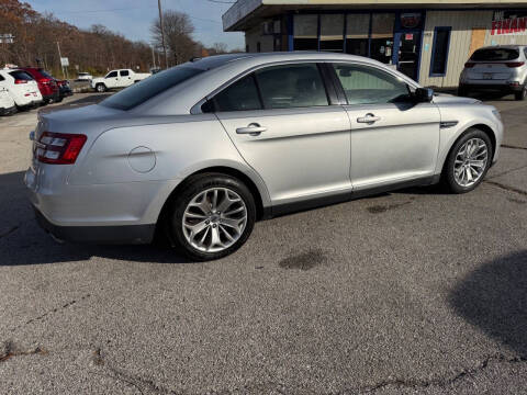 2015 Ford Taurus Limited