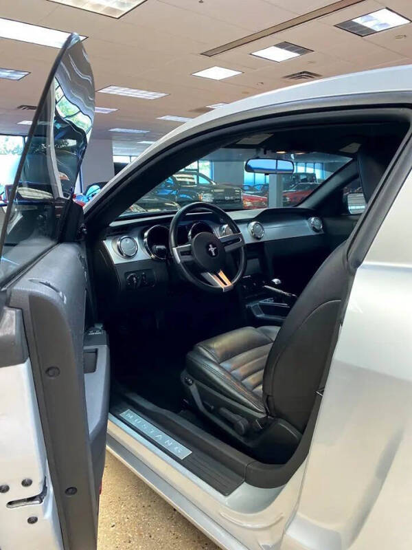 2006 Ford Mustang GT Deluxe