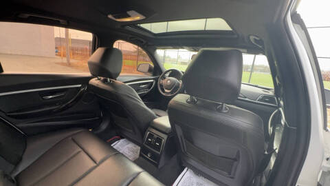 2018 BMW 3 Series 330i xDrive