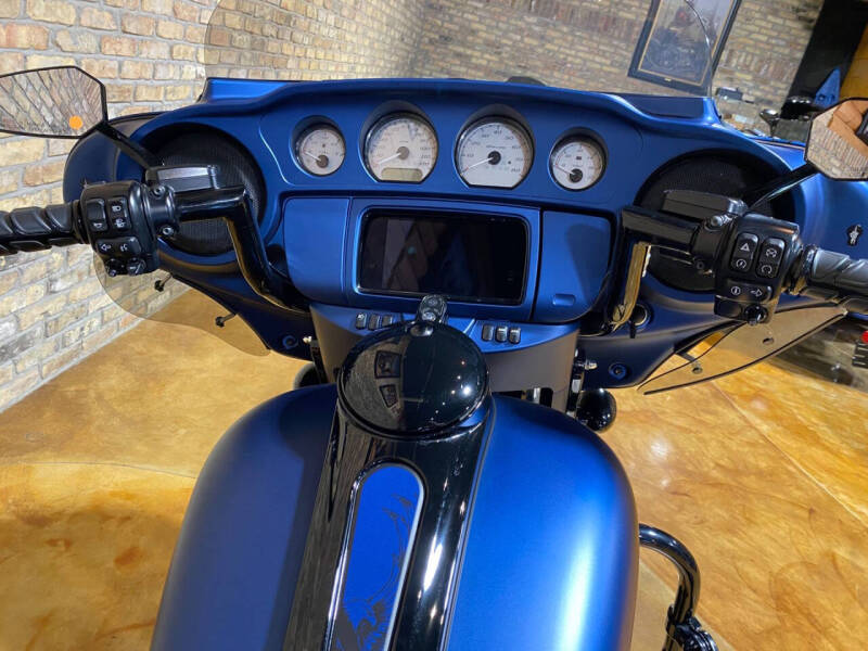 2018 Harley-Davidson Street Glide Special