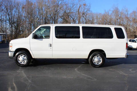 2013 Ford E-Series E-350 SD XLT