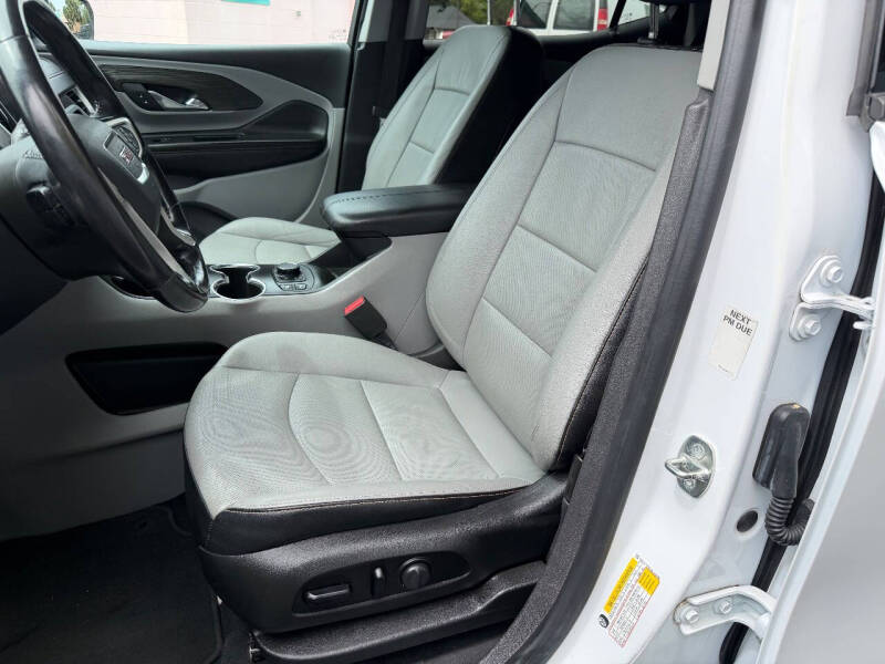 2021 GMC Terrain SLT