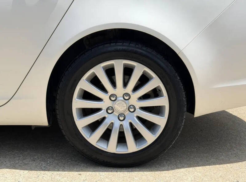2013 Buick Regal Premium 1