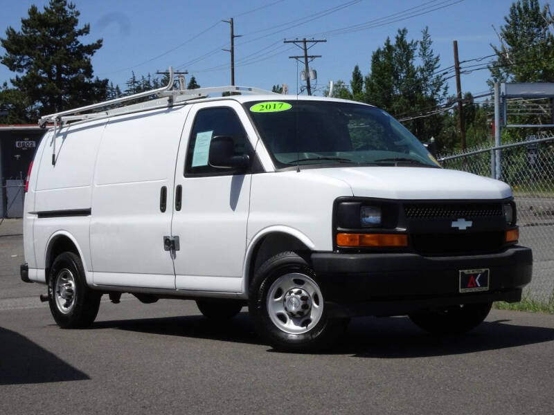 2017 Chevrolet Express 2500