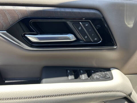 2025 GMC Yukon XL Denali