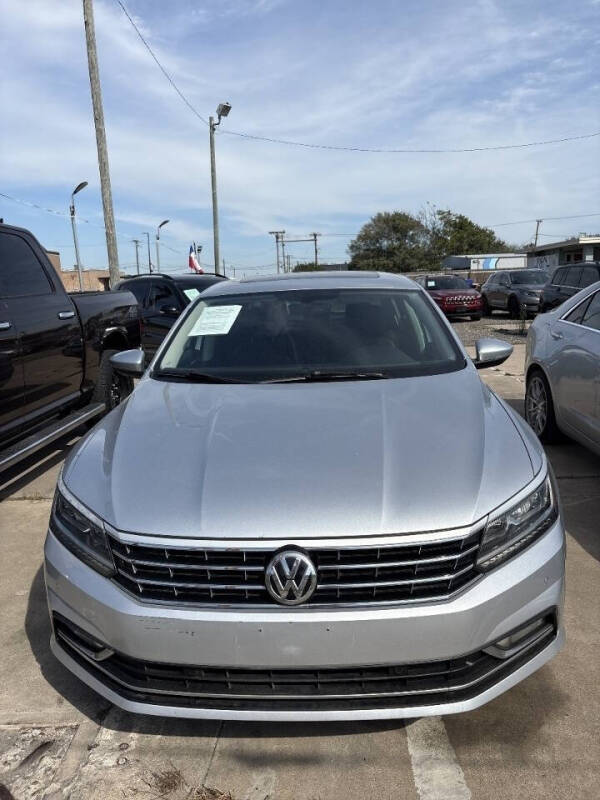 2017 Volkswagen Passat V6 SE