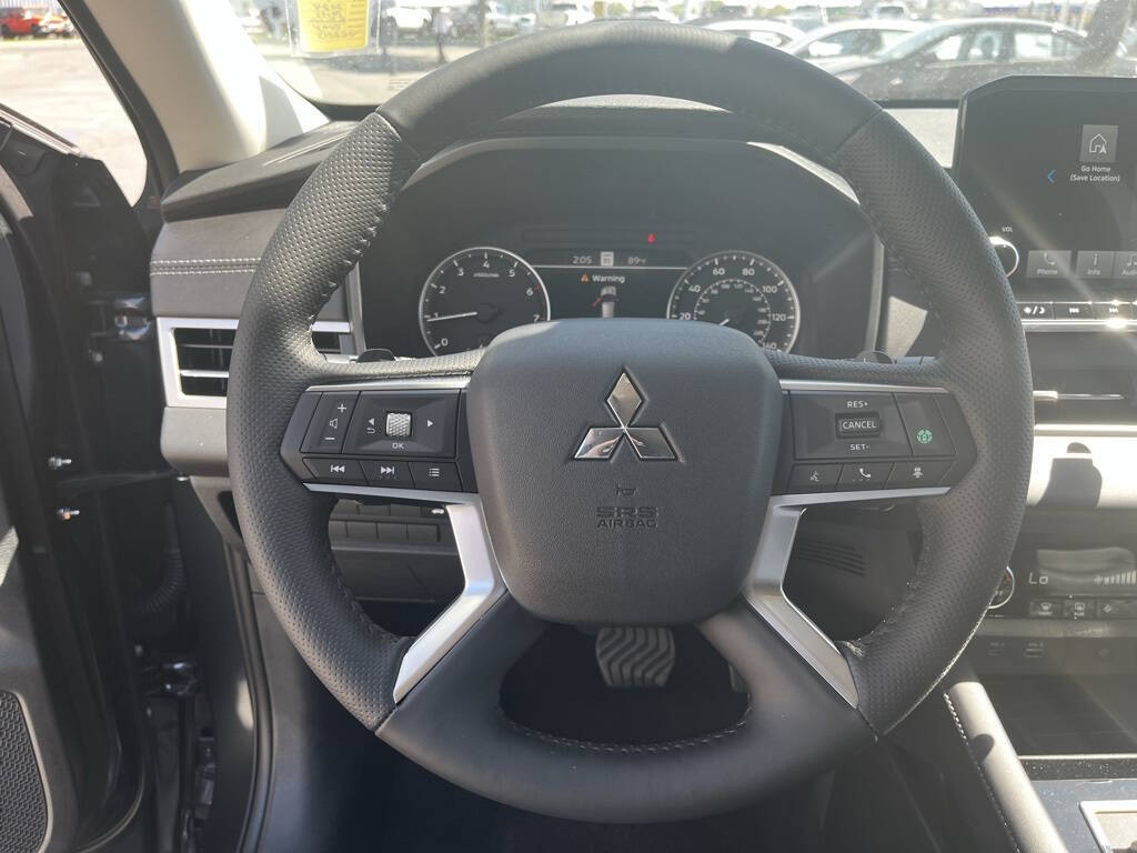 2024 Mitsubishi Outlander for sale at Axio Auto Boise in Boise, ID