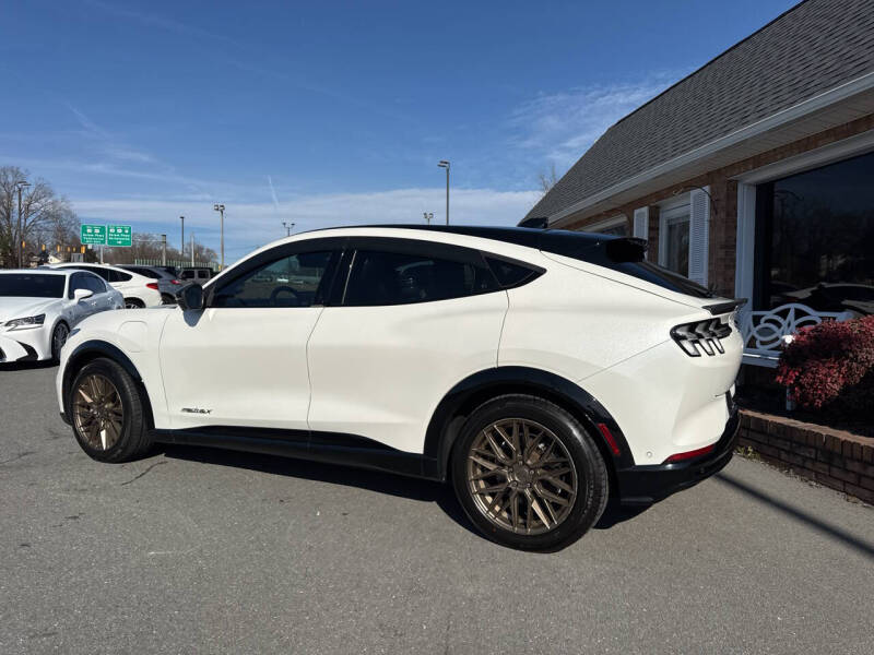2021 Ford Mustang Mach-E Premium